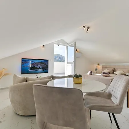 Appartement With Jacuzzi On Rooftop