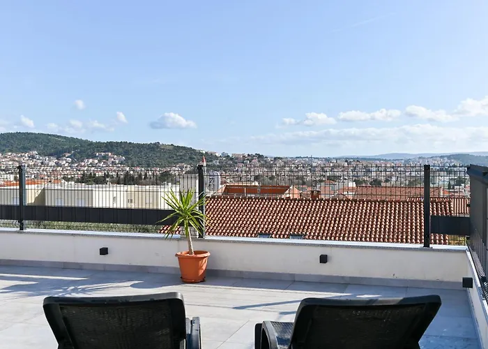 With Jacuzzi On Rooftop Appartamento