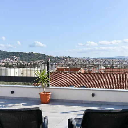 With Jacuzzi On Rooftop Lejlighed