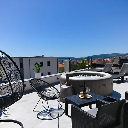 With Jacuzzi On Rooftop Lejlighed *