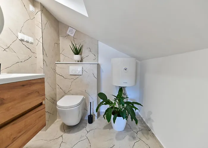 With Jacuzzi On Rooftop *